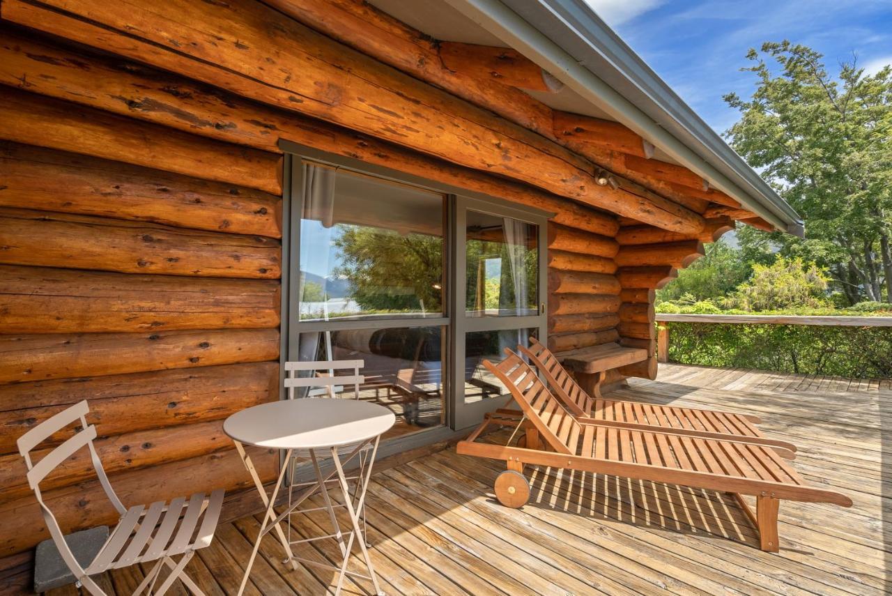 The Log House Wanaka Exterior photo