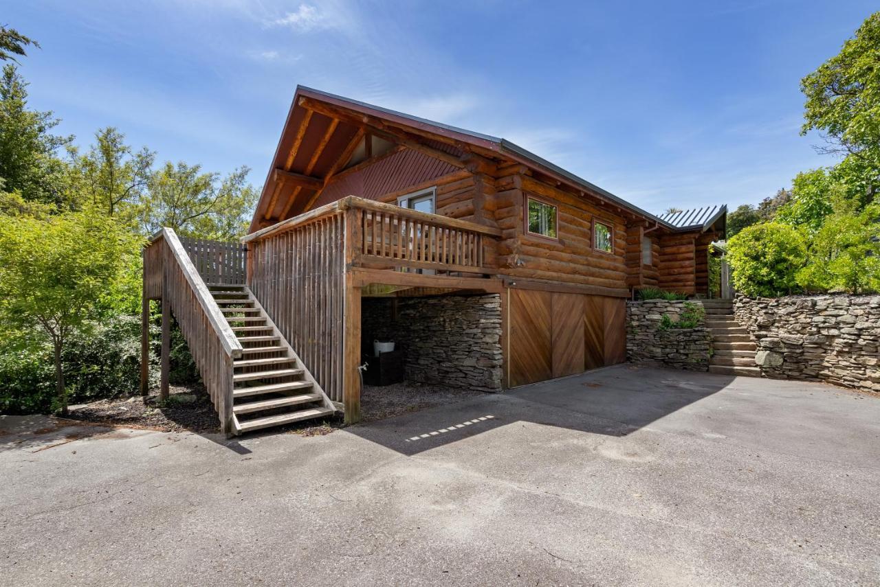 The Log House Wanaka Exterior photo